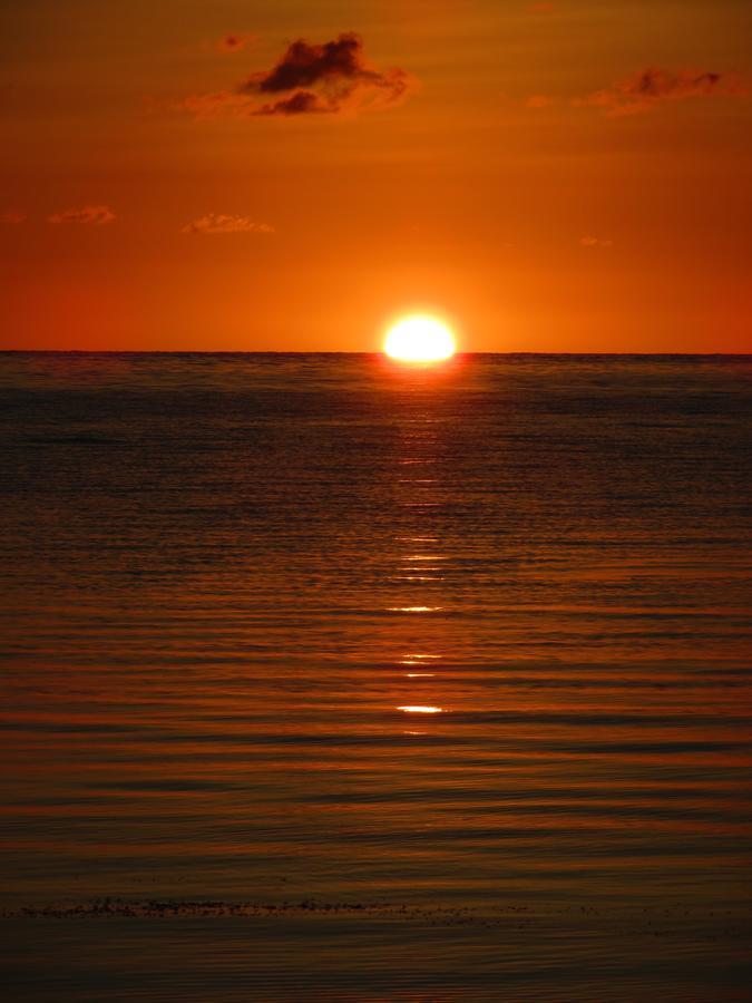 Sunrise Lagoon Homestay Isola di Nanuya Esterno foto